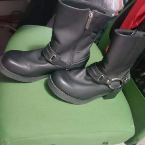 Womans riding boots
